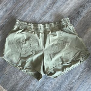 Lululemon Hotty Hot High Rise Shorts 4”